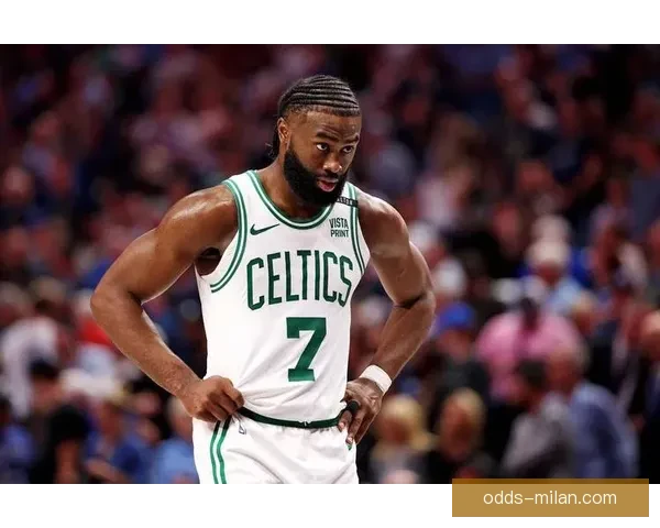 凯尔特人终结雷霆12连胜 布朗砍31分8篮板 亚历山大空砍33分